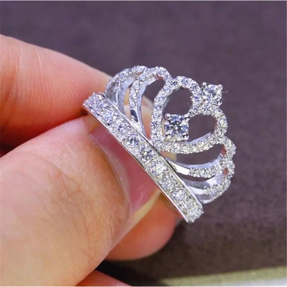 Silver Crown White Sapphire Ring - Picture 4 of 4